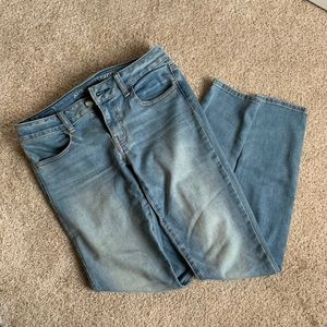 American Eagle Light Wash Jeggings